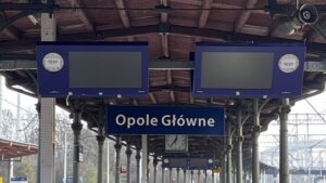 Nowe wyświetlacze krawędziowe na stacji Opole Główne